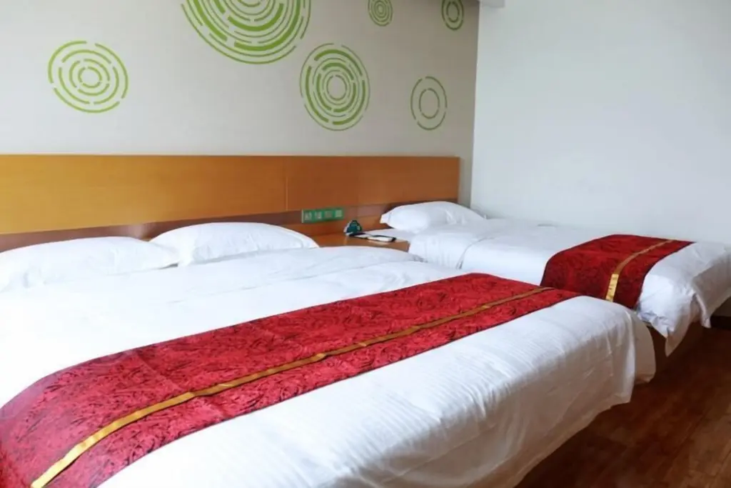 Пекин: GreenTree Inn Beijing Chaoyang District Media school South Gate Express Hotel