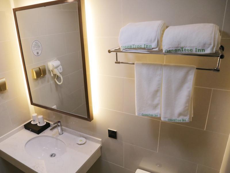 Хэфэй: GreenTree Inn Hefei Feidong County High Speed Rail Station Wuyue Plaza Express Hotel