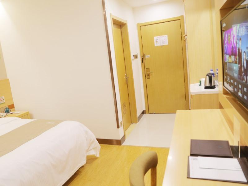 Хэфэй: GreenTree Inn Hefei Feidong County High Speed Rail Station Wuyue Plaza Express Hotel