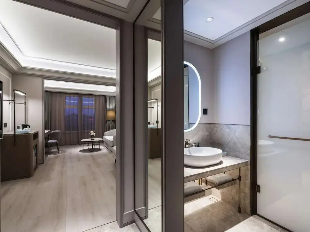 Шанхай: Mercure Shanghai Jinqiao