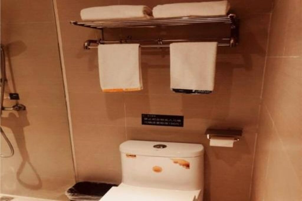 Чжухай: City Comfort Inn Zhuhai Jinwan Hangkong Xincheng