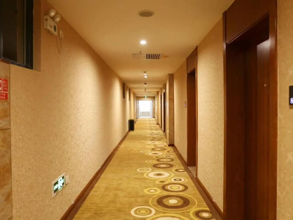 Хотан: Super 8 Hotel (Hetian tuanjie  square)