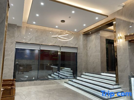 Чжухай: Longshan Hotel