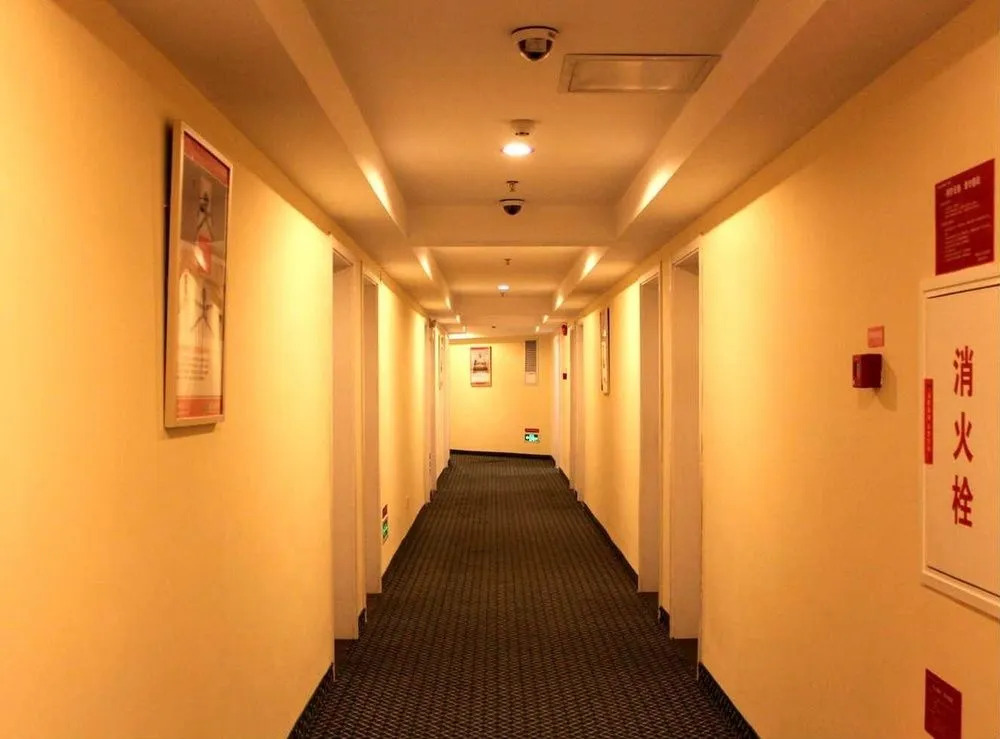 Чжухай: Hanting Express Hotel Zhuhai Gongbei Kouan