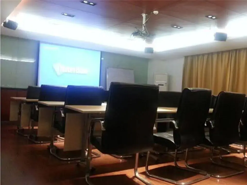 Чжухай: Hanting Express Hotel Zhuhai Gongbei Kouan