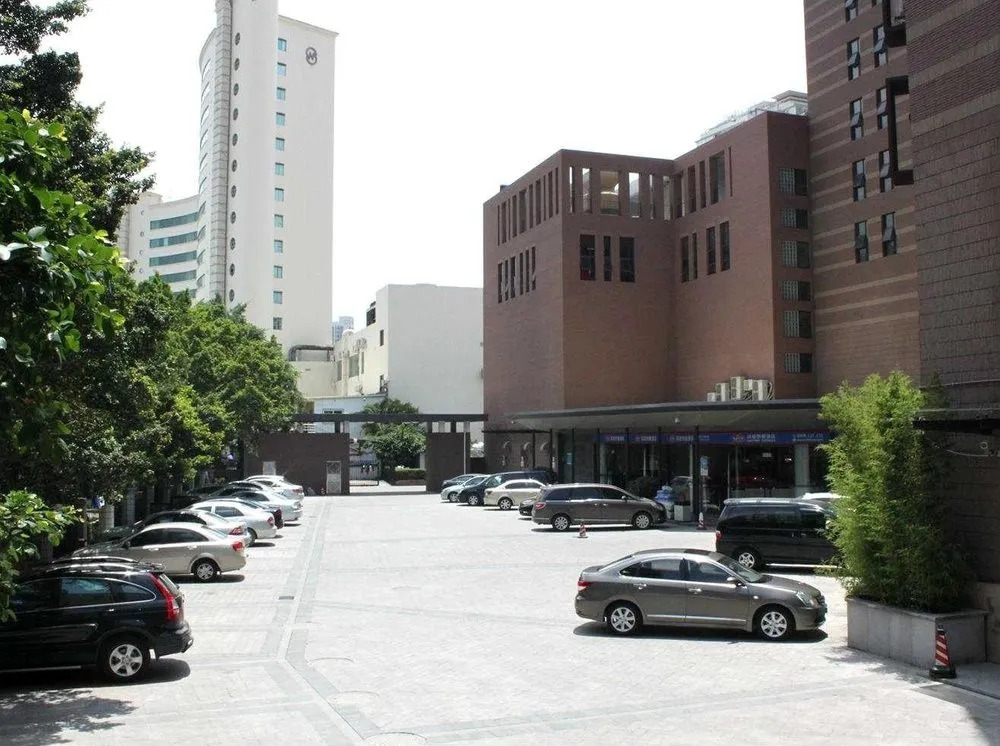 Чжухай: Hanting Express Hotel Zhuhai Gongbei Kouan