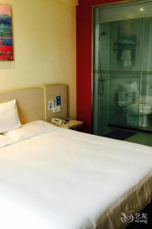 Чжухай: Hanting Express Hotel Zhuhai Gongbei Kouan