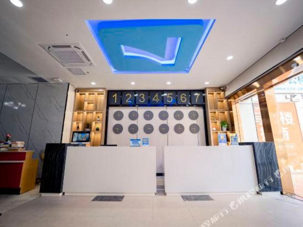 Шэньчжэнь: 7 Days Inn (Shenzhen International Convention and Exhibition Center)