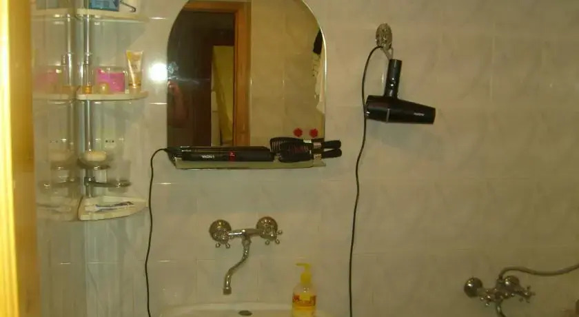 Кутаиси: Nila Hostel