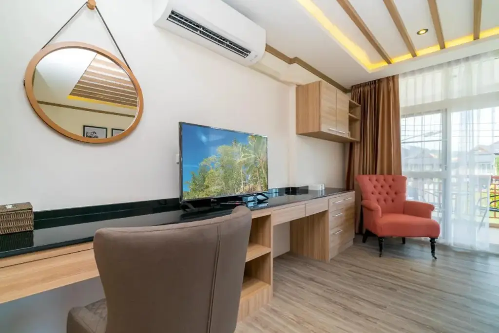 Муанг: Phuket9 Real Estate Development