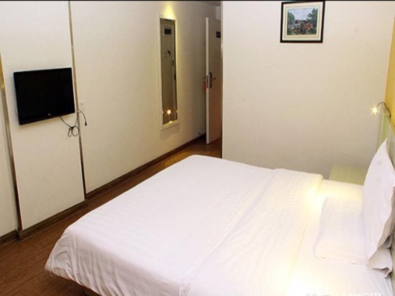 Гуйлинь: 7Days Inn Guilin Yushan Park