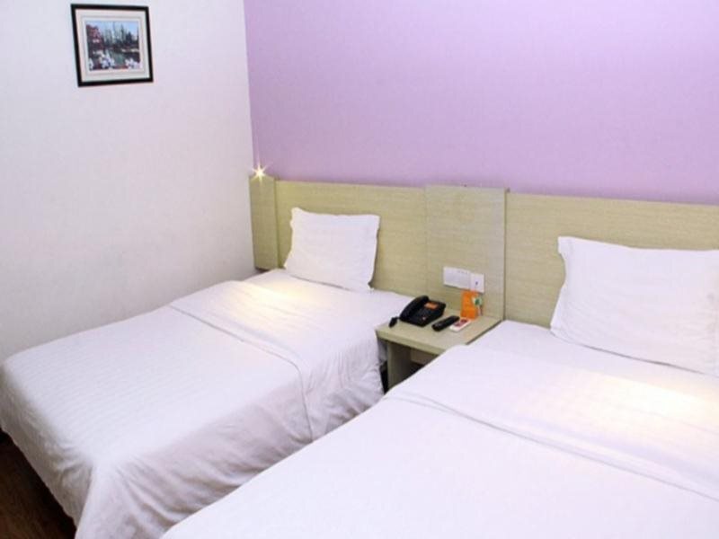 Гуйлинь: 7Days Inn Guilin Yushan Park