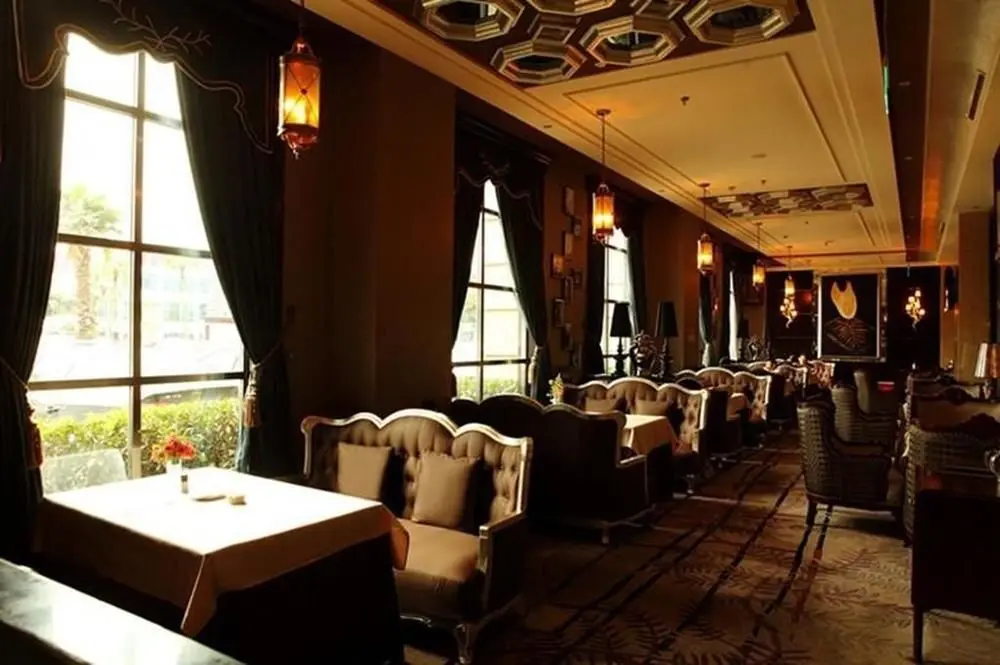 Чэнду: Chengdu Cannes Holiday Inn Hotel