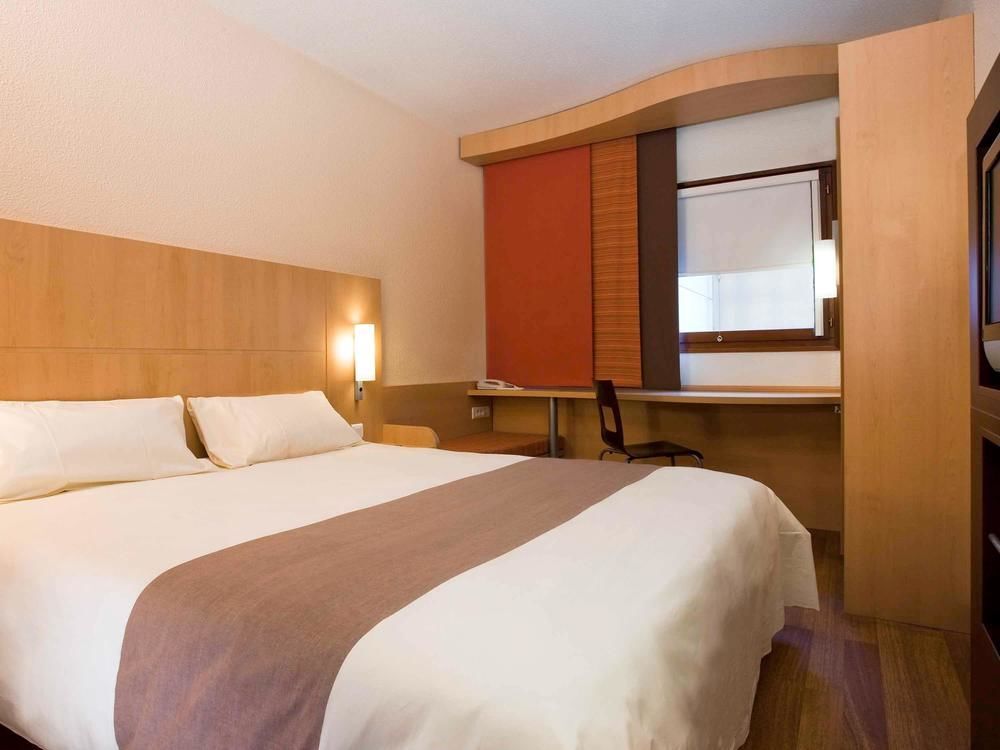 Чунцин: Ibis Chongqing Ranjiaba