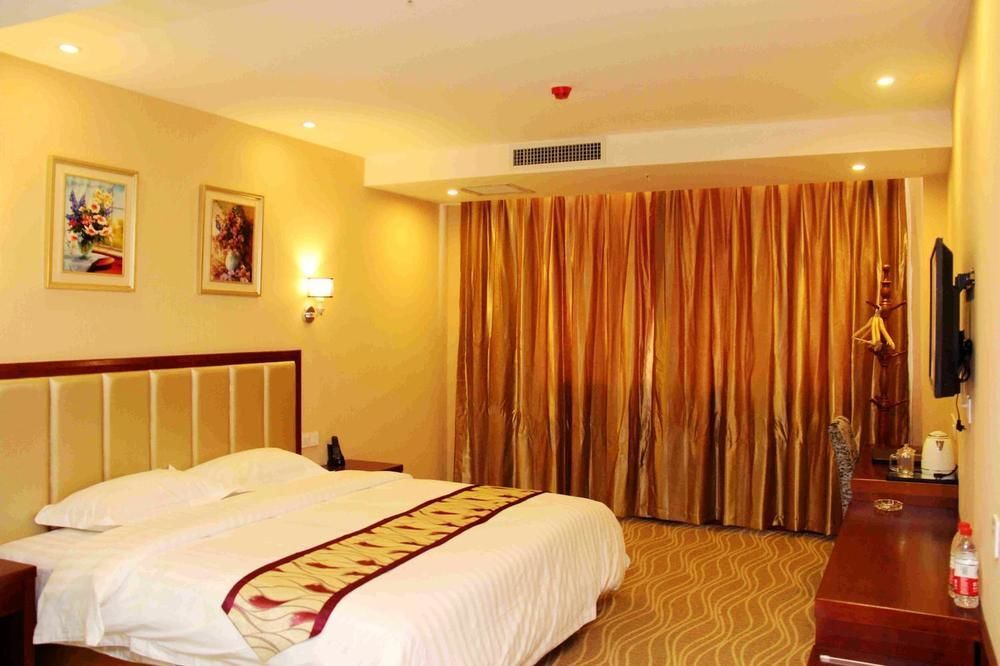 Сяньнин: Super 8 Hotel