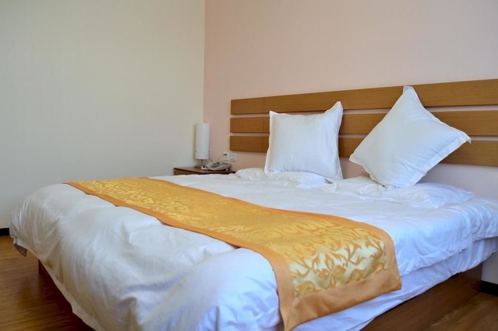 Куньмин: Kunming Linhai Express Hotel