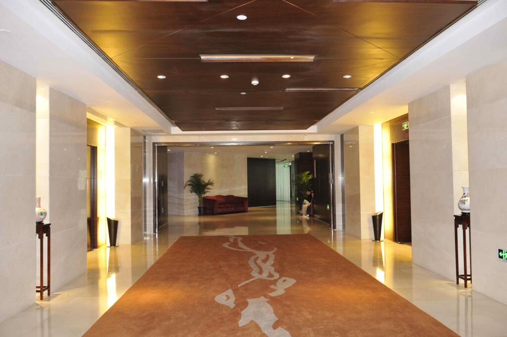 Holiday Inn Express Tianjin Airport — фото 1