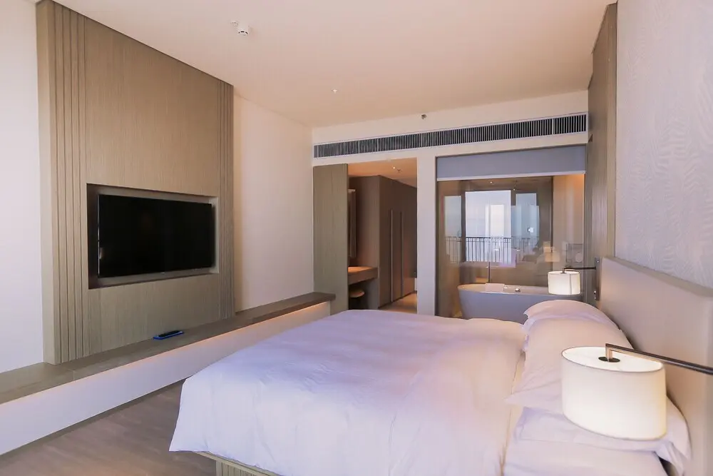 Чжаньцзян: Four Points by Sheraton Wuchuan Loong Bay