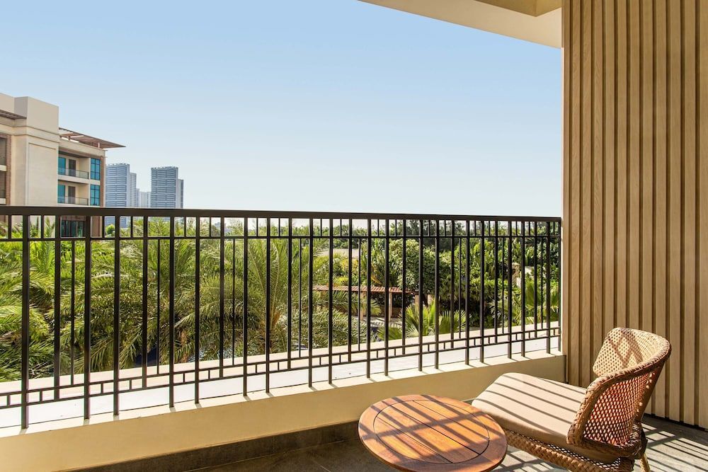 Чжаньцзян: Four Points by Sheraton Wuchuan Loong Bay
