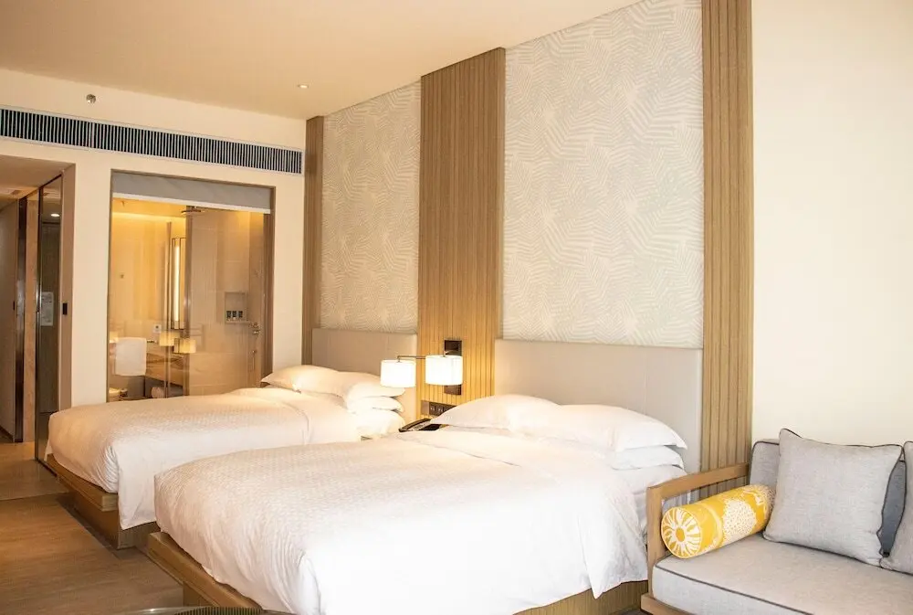 Чжаньцзян: Four Points by Sheraton Wuchuan Loong Bay