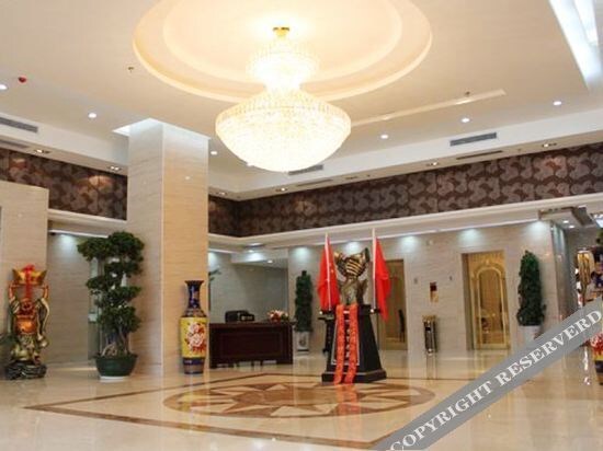 Пуян: Vienna Hotel (Shuyang Zhongyuan Road Friendship Store)