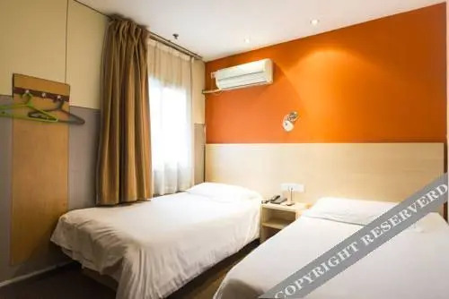Шанхай: Motel168 Shanghai South Railway Station Shilong Road