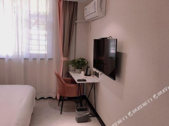 Таншань: Home Inn Qianan Yanshan Road