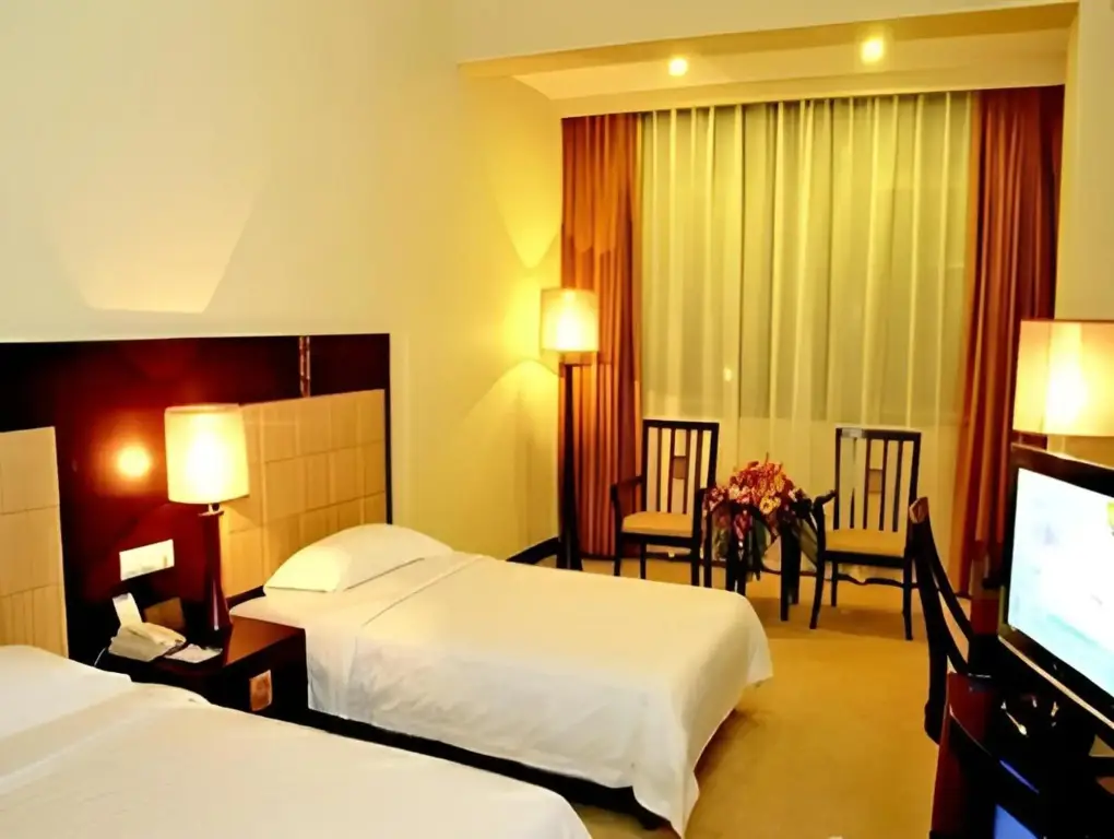 Guilin International Hotel — фото 1