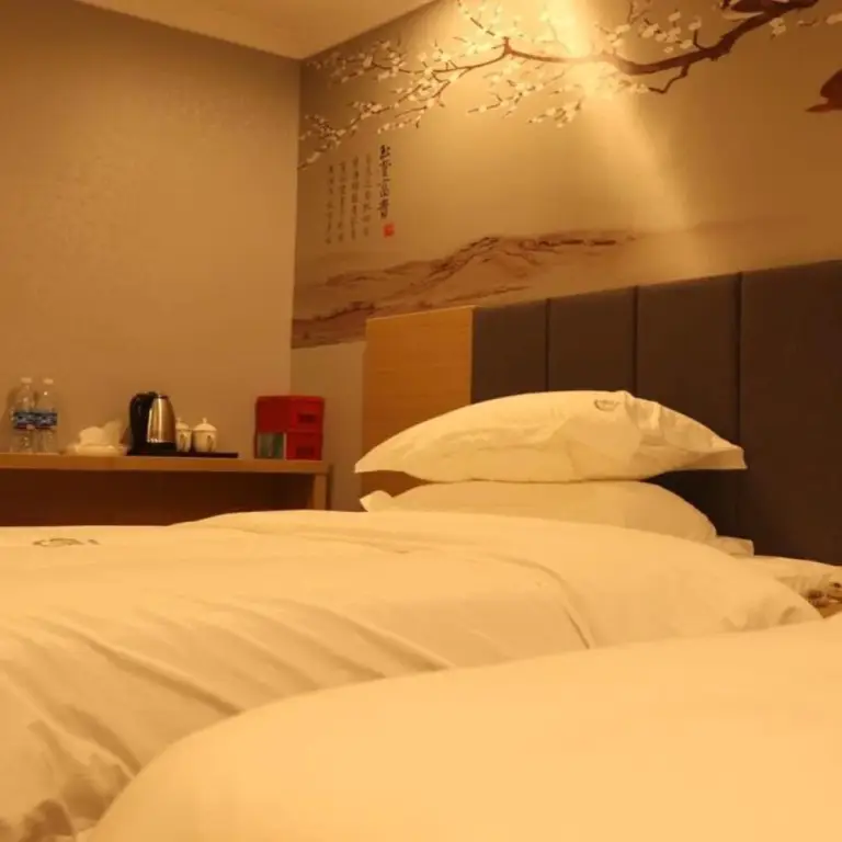 Гуанчжоу: Yimi Hotel Ou Zhuang Metro Station