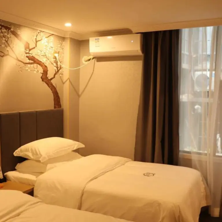 Гуанчжоу: Yimi Hotel Ou Zhuang Metro Station