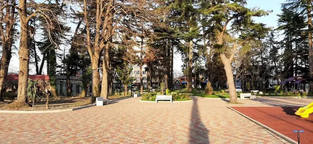 Кобулети резиденс двухспални Апартамент Андри — фото 1