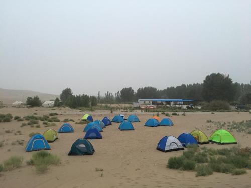 Цзюцюань: Dunhuang Impression Outdoor camping base