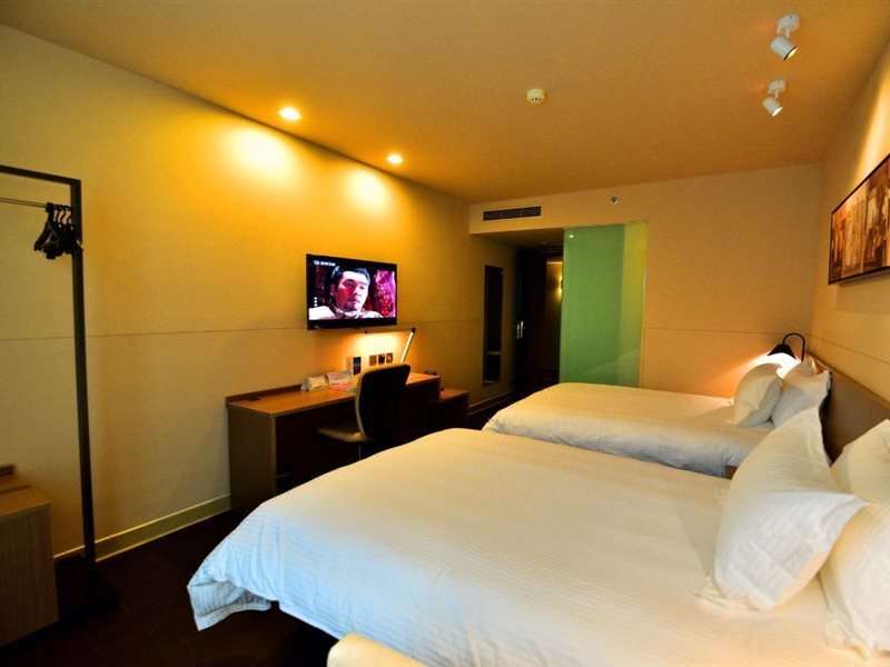 Цзюцюань: Jinjiang Inn Select Dunhuang Miao Street