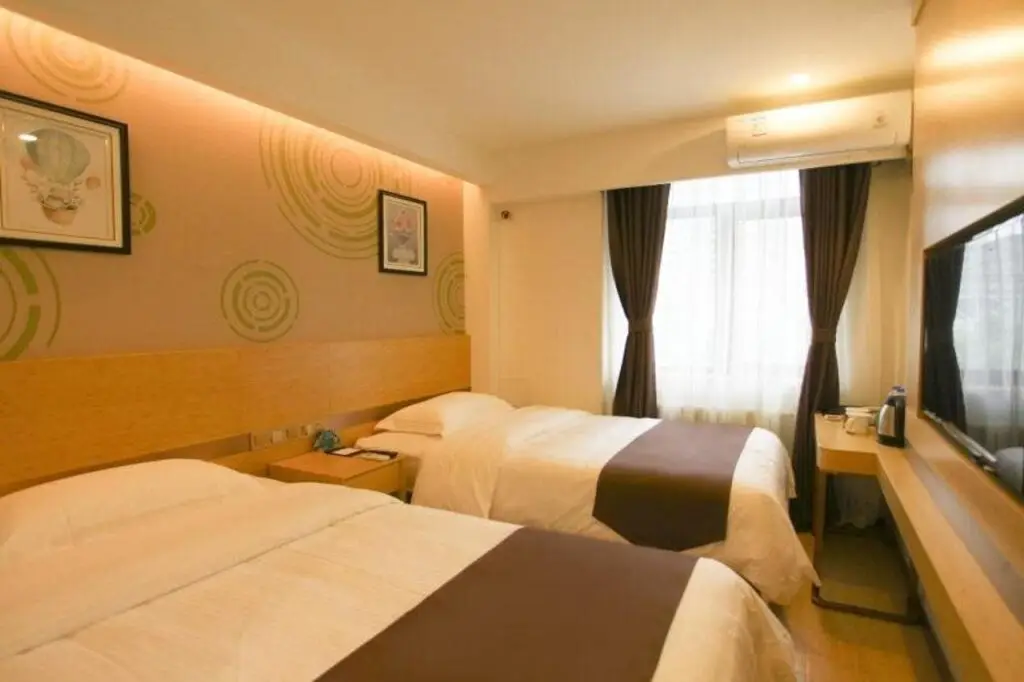 Пекин: GreenTree Inn Beijing Xicheng District Daguanying Subway Station Shell