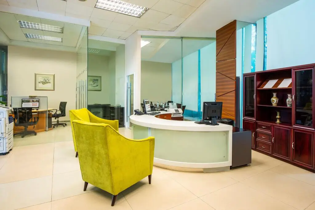 Чэнду: Holiday Inn West & East Century City