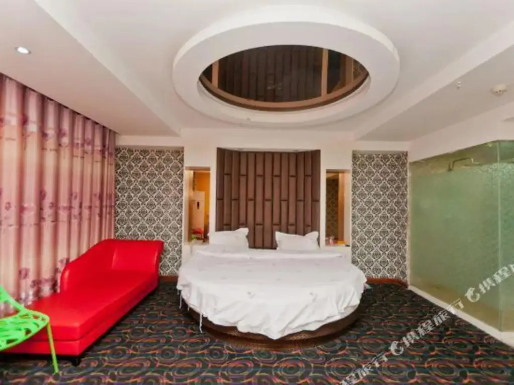 7 Days Hotel (Damingfu Beichengmen Store) — фото 1