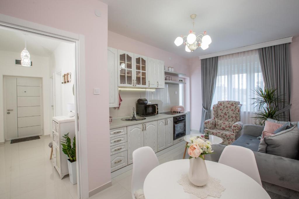 Никшич: Park Apartment in Niksic