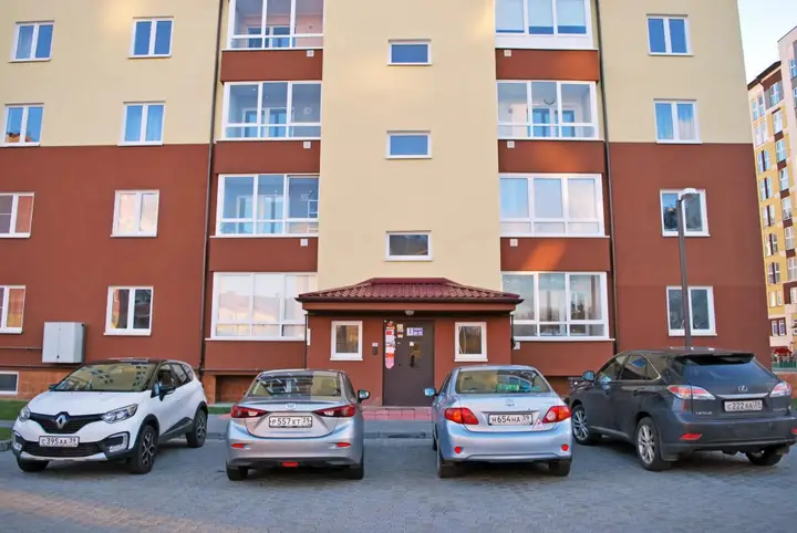 Зеленоградск: Apartments Malina (Апартментс Малина) на проезде Балтийский