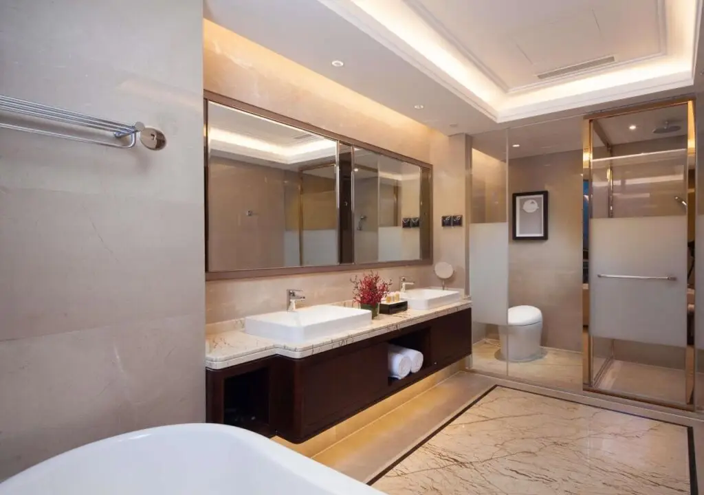 Цзинань: RAMADA