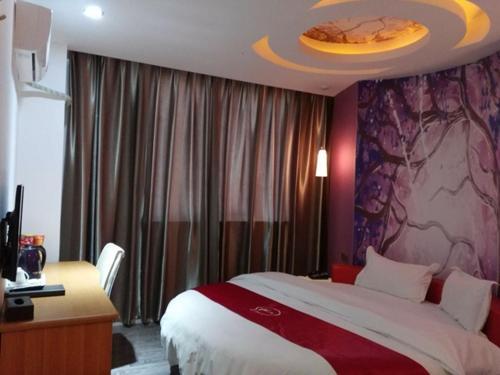 Бицзе: Thank Inn Chain Hotel Guizhou Bijie City Weining Railway Station