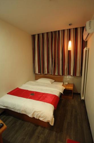 Шицзячжуан: Thank Inn Chain Hotel Hebei Shijiazhuang Gaoyi Town West Fengzhong Road