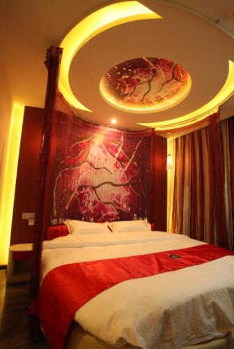 Шицзячжуан: Thank Inn Chain Hotel Hebei Shijiazhuang Gaoyi Town West Fengzhong Road