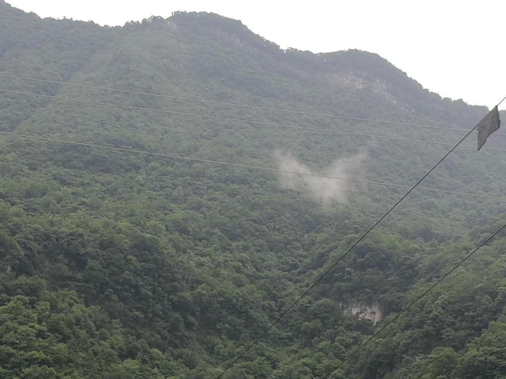 Мяньян: Jiuhuang Mountain Laojia Inn