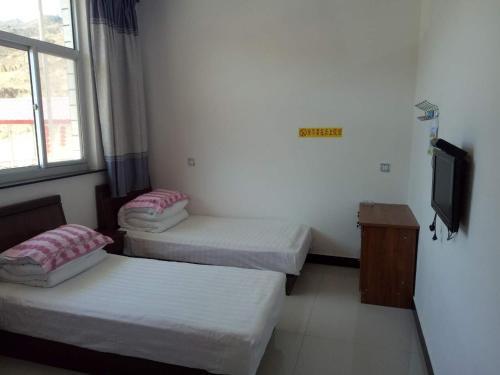 Баодин: Laiyuan Baishi Mountain Liangcheng Farm Stay