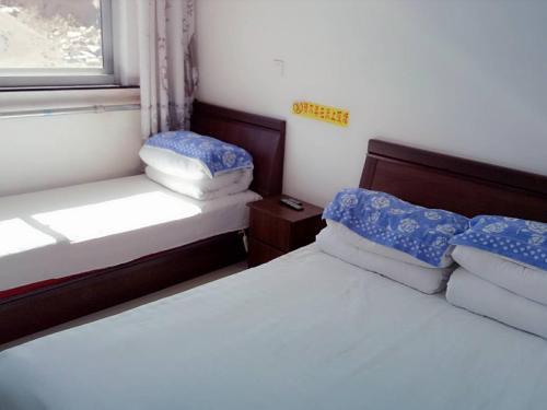 Баодин: Laiyuan Baishi Mountain Liangcheng Farm Stay