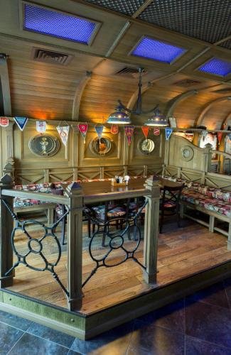 Новиково: Hotel Complex Capitan Club