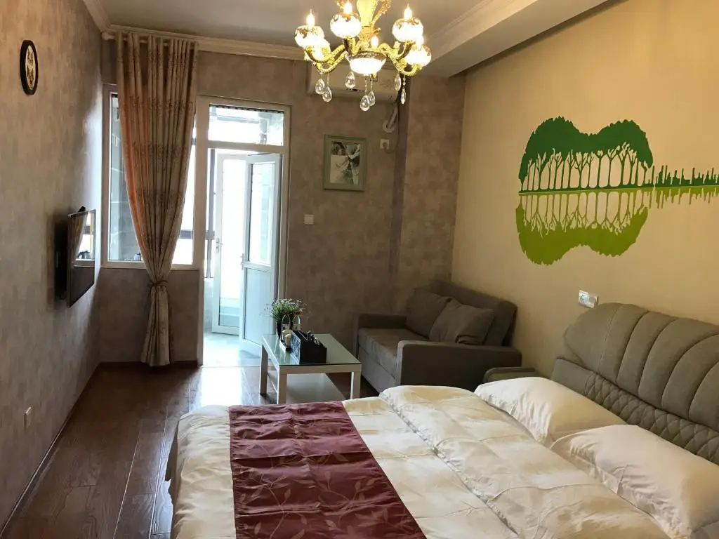 Чэнду: Nian Jia Hotel