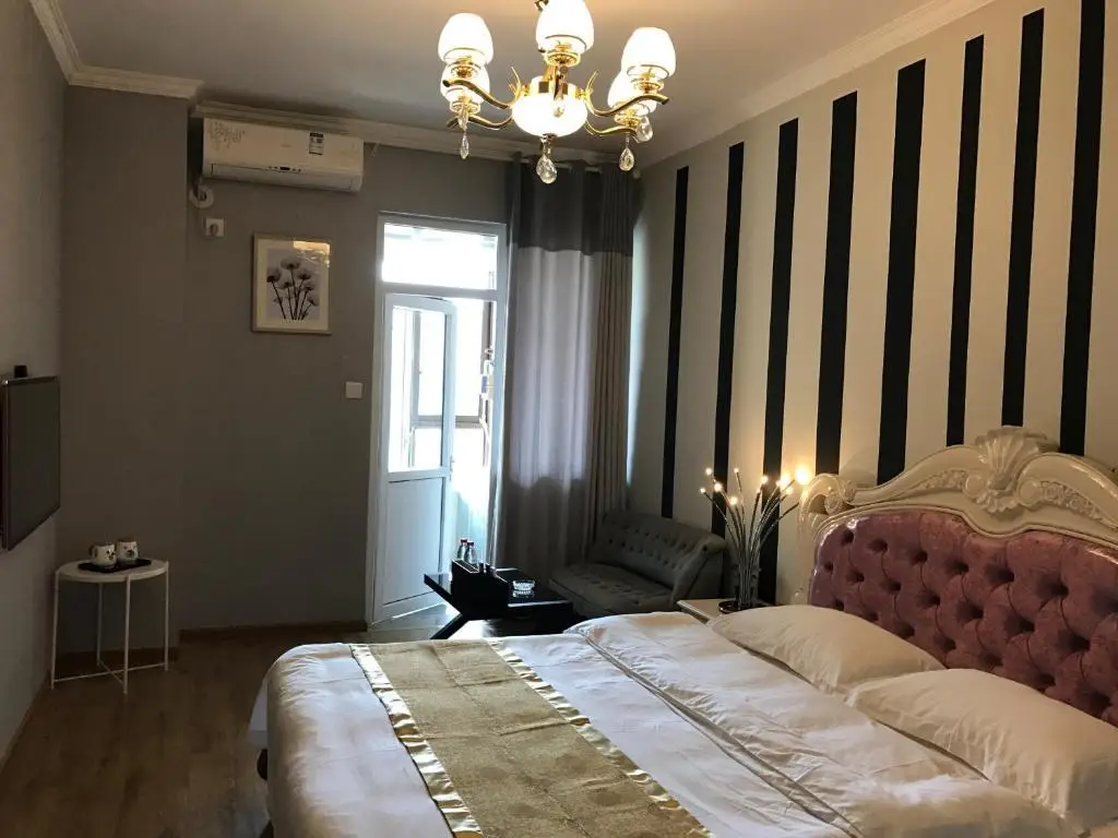 Чэнду: Nian Jia Hotel