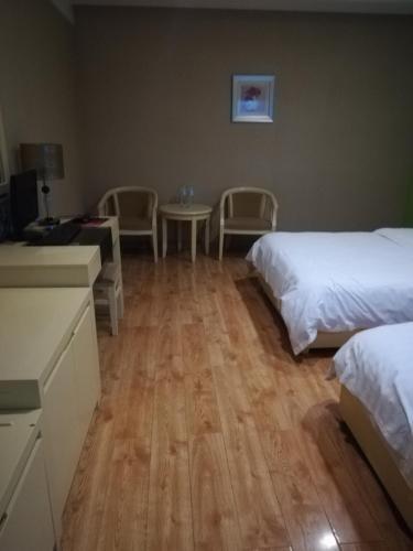 Хецзе: Seven Days Inn Hotel Cao County