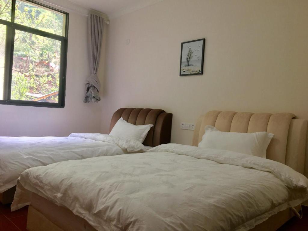 Мяньян: Mountain Scenery Guesthouse